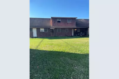 1202 Westgate Drive, Wharton, TX 77488 - Photo 2