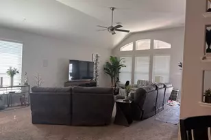 311 Shiraz Dr, Alvin, TX 77511 - Photo 10