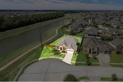 17903 Fernwood Bend Drive, Tomball, TX 77377 - Photo 2