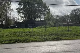 5102 Dieppe St, Houston, TX 77033 - Photo 4