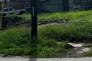 5102 Dieppe St, Houston, TX 77033 - Photo 1