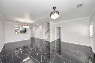 6931 Primrose Rd, Baytown, TX 77521 - Photo 14