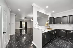 6931 Primrose Rd, Baytown, TX 77521 - Photo 6