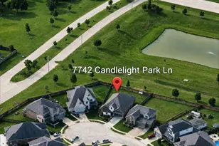 7742 Candlelight Park Ln, Spring, TX 77379 - Photo 4