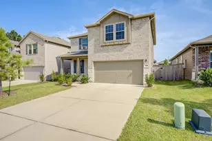 338 Shady Cedar Hl Ln, Conroe, TX 77378 - Photo 2