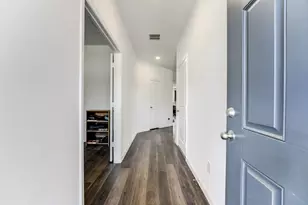 338 Shady Cedar Hl Ln, Conroe, TX 77378 - Photo 6