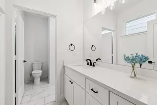 1230 Mcneil St, Houston, TX 77009 - Photo 10