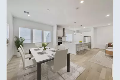 7711 Westside Villas Lane, Houston, TX 77055 - Photo 2