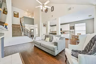 12527 Saratoga Woods Ln, Humble, TX 77346 - Photo 2