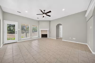 10546 Fawn Mist Drive, Conroe, TX 77303 - Photo 12