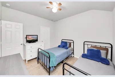 7615 Tye Creek Lane, Richmond, TX 77469 - Photo 14