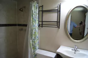 5522 Dryad Dr, Houston, TX 77035 - Photo 16