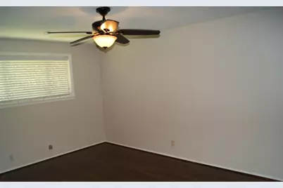 5522 Dryad Drive, Houston, TX 77035 - Photo 14