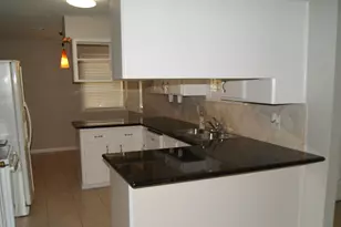 5522 Dryad Dr, Houston, TX 77035 - Photo 8