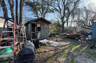 8507 Prairie View Dr, Houston, TX 77088 - Photo 14