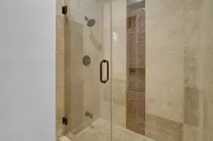 2017 Haddon St, Houston, TX 77019 - Photo 18