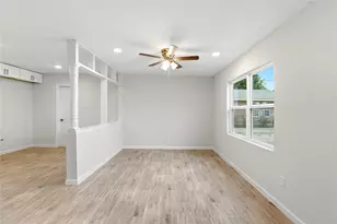 7010 Brownsville St, Houston, TX 77020 - Photo 8