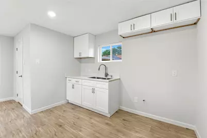 7010 Brownsville Street #1/2, Houston, TX 77020 - Photo 10