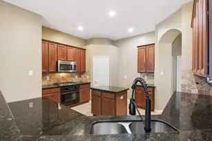 18915 Rustling Ridge Ln, Tomball, TX 77377 - Photo 12