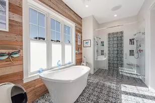 936 Long Reach Dr, Tiki Island, TX 77554 - Photo 10