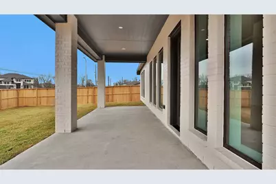 2035 Playa Valencia, Missouri City, TX 77459 - Photo 18