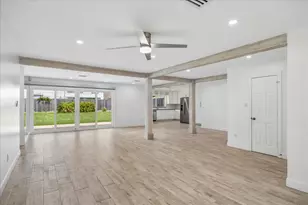 4914 Holly St, Bellaire, TX 77401 - Photo 6