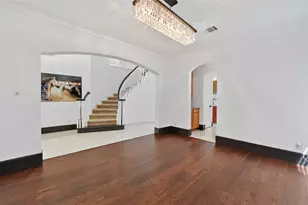 1311 Rene Ct, Sugar Land, TX 77479 - Photo 8