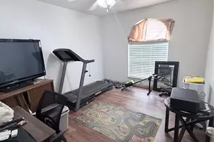 9206 Long Barrel Ln, Houston, TX 77040 - Photo 4