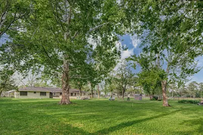 8100 Bender Road, Humble, TX 77396 - Photo 36