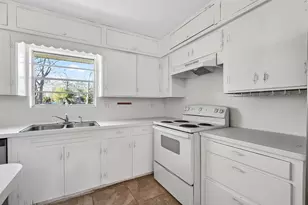 703 Coryell St, League City, TX 77573 - Photo 12