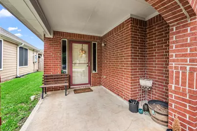 1023 Hampton Villa Lane, Houston, TX 77047 - Photo 4