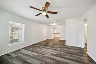 705 Westshire Dr, Houston, TX 77013 - Photo 2