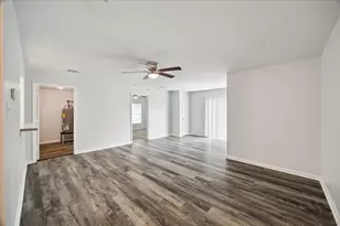 705 Westshire Dr, Houston, TX 77013 - Photo 4