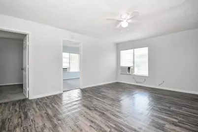 941 Lucky Street, Houston, TX 77088 - Photo 4