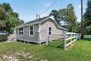 106 S 9th St, Houston, TX 77562 - Photo 4