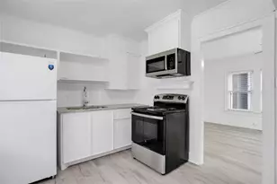 1133 W Clay St, Houston, TX 77019 - Photo 6