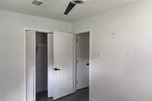 5727 Rue St, Houston, TX 77033 - Photo 12