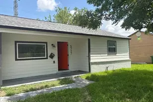 5727 Rue St, Houston, TX 77033 - Photo 2