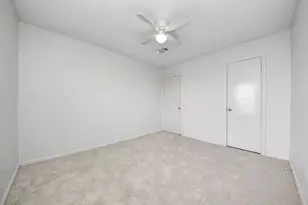 17105 Beaver Springs Dr Dr, Houston, TX 77090 - Photo 32