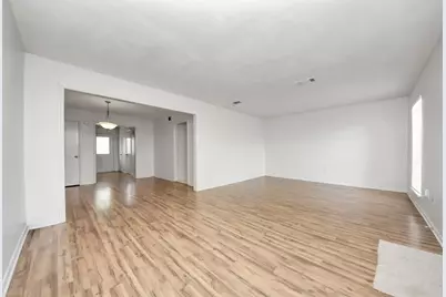 17105 Beaver Springs Dr Drive #9, Houston, TX 77090 - Photo 18