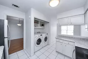 17105 Beaver Springs Dr Dr, Houston, TX 77090 - Photo 6