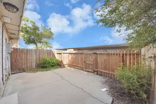 17105 Beaver Springs Dr Dr, Houston, TX 77090 - Photo 46