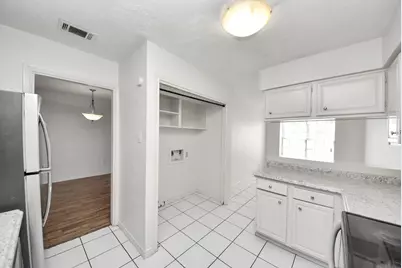 17105 Beaver Springs Dr Drive #9, Houston, TX 77090 - Photo 24