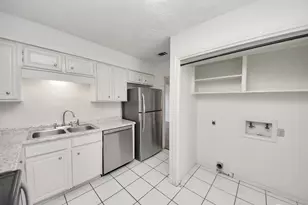 17105 Beaver Springs Dr Dr, Houston, TX 77090 - Photo 26