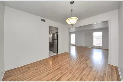 17105 Beaver Springs Dr Drive #9, Houston, TX 77090 - Photo 16