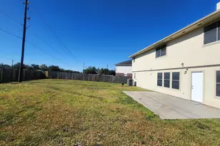 2239 Heatherwood Dr, Missouri City, TX 77489 - Photo 10
