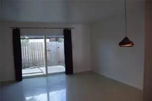 7827 Leonora St, Houston, TX 77061 - Photo 14