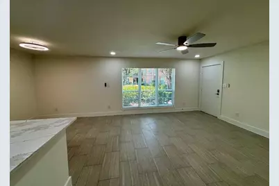 2121 Fountain View Drive #83, Houston, TX 77057 - Photo 4
