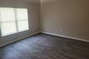 8110 Cannon St, Houston, TX 77051 - Photo 6