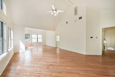 12625 Memorial Drive #177, Houston, TX 77024 - Photo 18